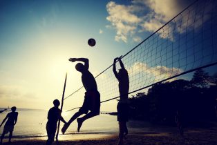 L'Isle O Soleil jour 4 au Centre Social Colucci tournoi volley